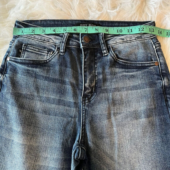 Judy Blue Jeans Womens 1/25 Blue Raw Hem Shelly High Rise Relaxed Fit Distressed - Picture 8 of 14